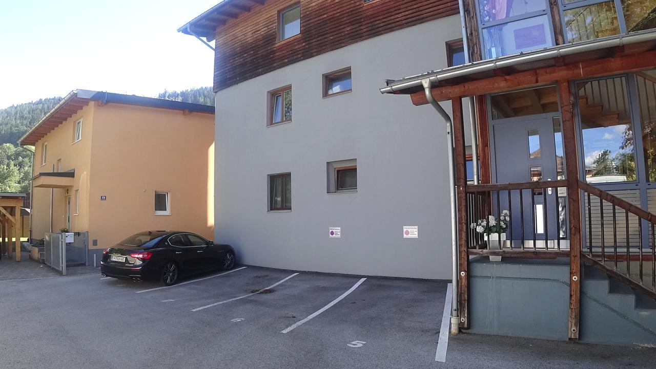 City Apartment Hall Hall in Tirol Exterior photo